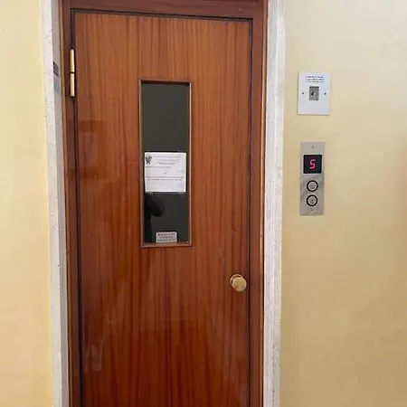 Appartement Marina House - Iulm Navigli San Paolo Milaan