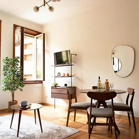 Cozy Duomo - Elegant & Quiet, 300m From Cathedral * Milán