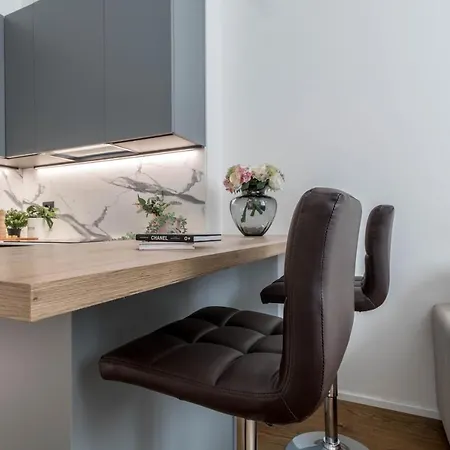 Apartment Hostmate - Milano - Disciplini'S Touch - Duomo Milan