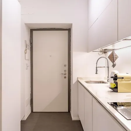 Marghera Duomo 10min, Fast Wifi & Metro Daire Milano