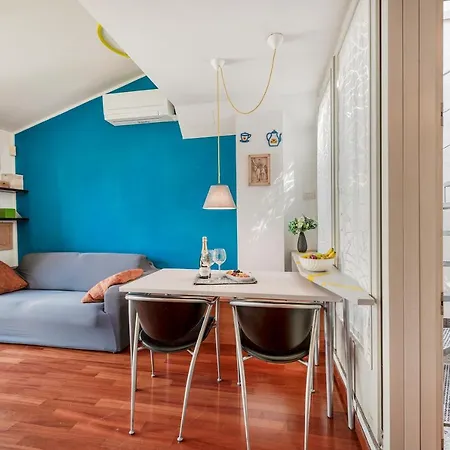 Giudice Donadoni, 12 - Universita E Svago *