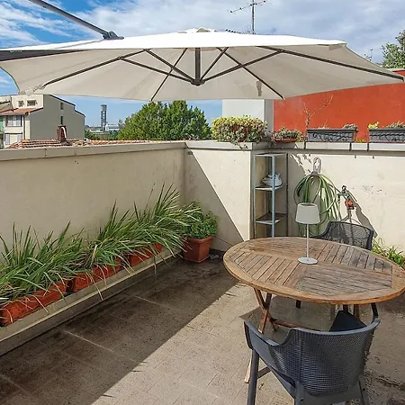 Giudice Donadoni, 12 - Universita E Svago Lägenhet *