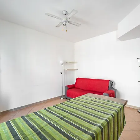 Cozy X4 - 450 Far From Lambrate Fs * Milaan