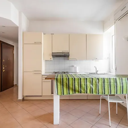 Apartmán Cozy X4 - 450 Far From Lambrate Fs