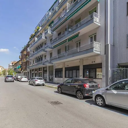 Youhosty - Desenzano 7