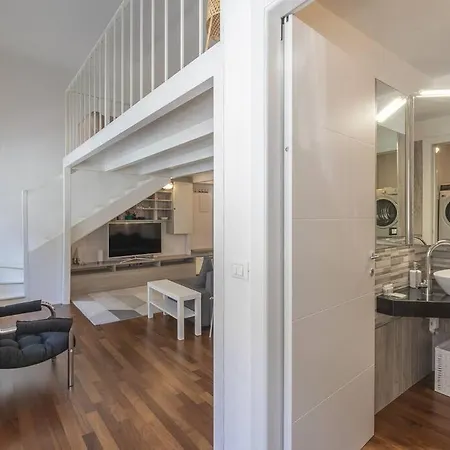 Appartamento Youhosty - Desenzano 7