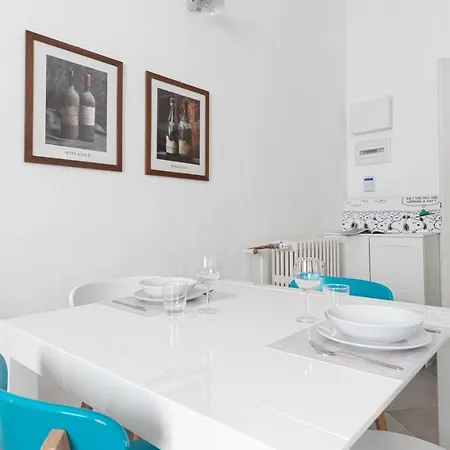 Italianway Easy - Sardegna 40 * Mailand