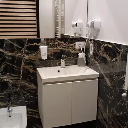 M97&rooms 97 Macchi Apartment *