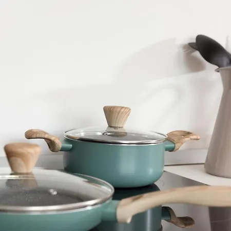 Artstay - Exclusive Near Metro M1, Ac, Parking דירה