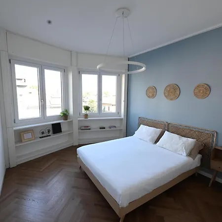 Your Window On The City - Via Gioia Apartment Milan
