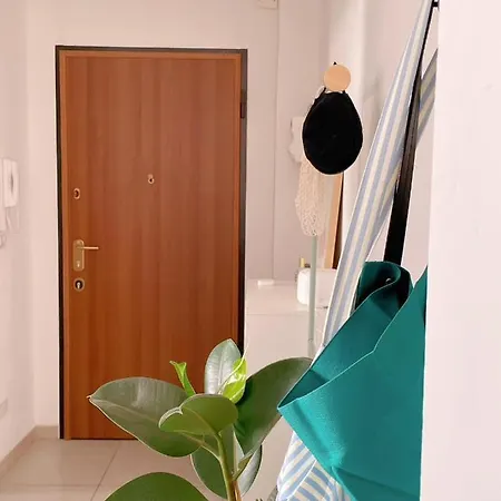 Giramondo M4 Argonne Apartament