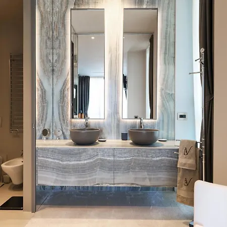 Luxury In Bosco Verticale Isola