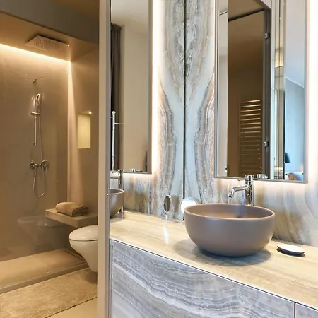 Apartment Luxury In Bosco Verticale Isola