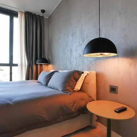 Luxury In Bosco Verticale Isola