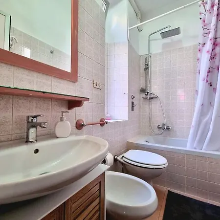 Relaxing In The Heart Of Appartement Milaan