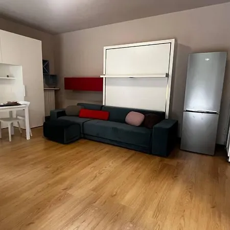 Urban House - Comfy Flat Navigli Center Apartment Milan