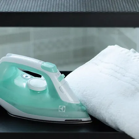 Navigli - Chic And Sophisticated In Apartament