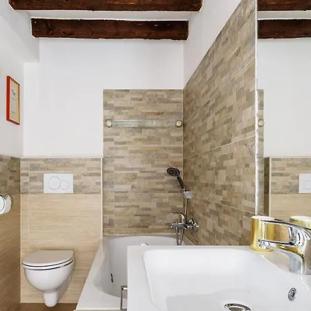 Easyhomes - Annunciata شقة