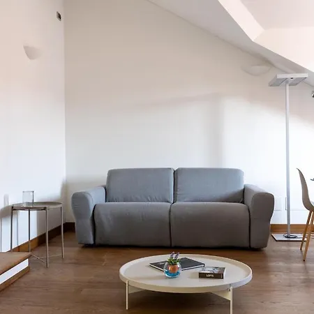 Maison One Nel Centro Di Apartamento Milán
