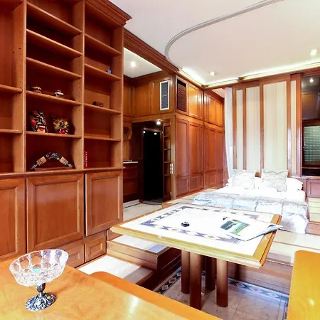 Apartment San Babila *