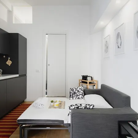 Easylife - Elegante Sui Navigli Apartment