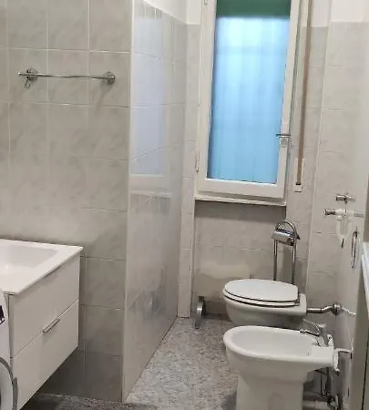 Lejlighed Melaverdeflat Porta Venezia-dateo Metro 4