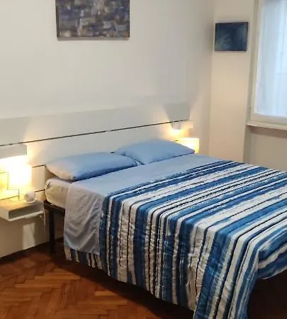 Apartmán Melaverdeflat Porta Venezia-dateo Metro 4 *