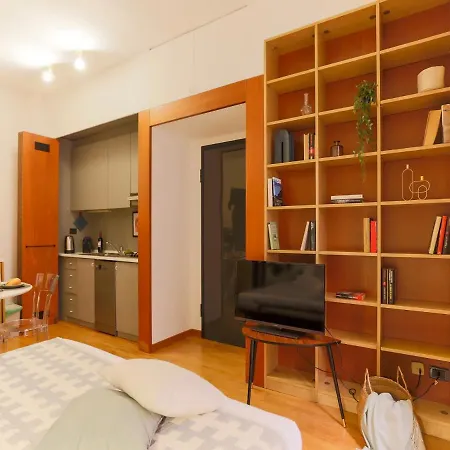 The Rent - Modern In The Center Apartamento Milán