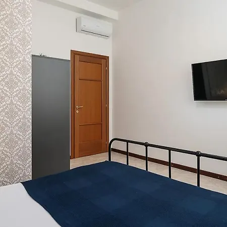 Blue City Paradise - Renovated Apt In Center Appartamento