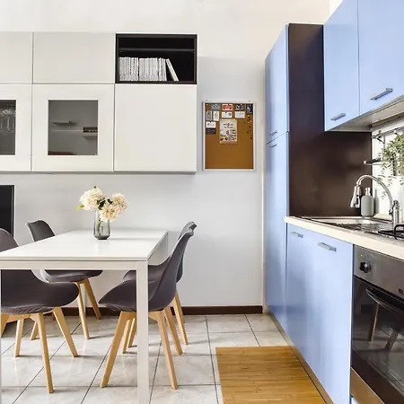 Casa Azzurra - Citta Studi- Via Lomellina Milano