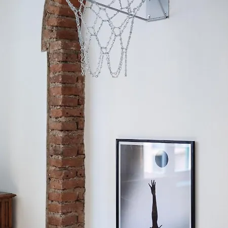 The Of Fame - Bosco Verticale View ミラノ