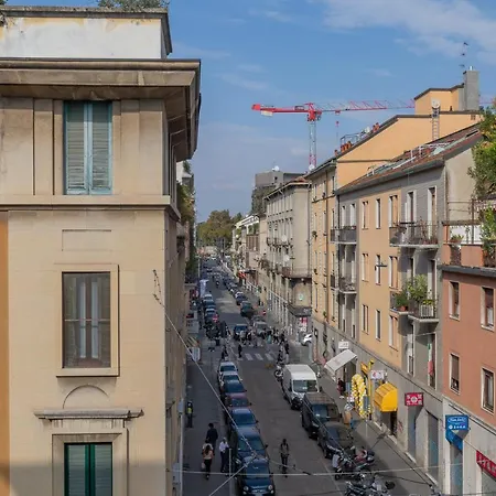 Ihost - Niccolini 21 Mediolan