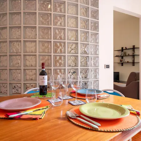 Brera Porta Nuova Flat By Interhome מילאנו