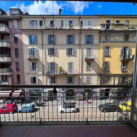 Casa Navigli Cozy In Darsena/navigli * Milan