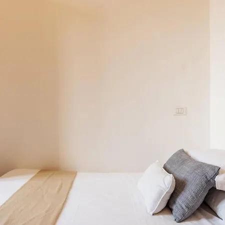 公寓 Lodi Flexyrent Wifi Aircon