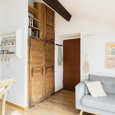 Easylife - - Sottocorno 5a - Historic Center Apartamento *