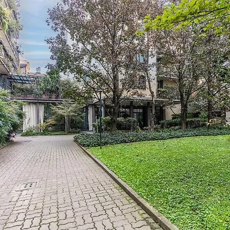 Casa Degli Architetti Апартаменты Милан