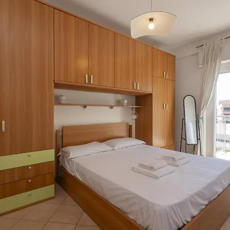 Youhosty - Zuretti42 * Mediolan