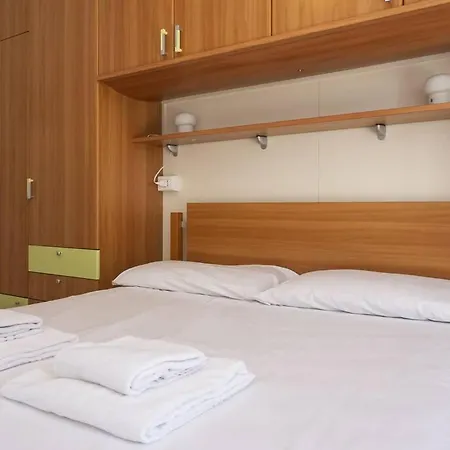 Youhosty - Zuretti42 * Mediolan
