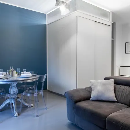 Central Station 13min - 2 Bedrooms, 2 Bathrooms, Metro شقة *