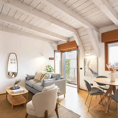 Easylife - - Garofalo 5 - Studi