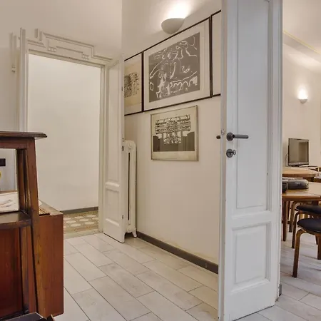 Daire Joivy Wonderful Apt Next To Sforzesco Castle