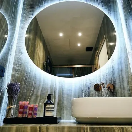 Apartment Contempora - Two Bedrooms Monet