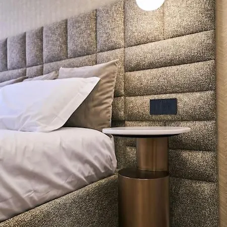 Contempora - Two Bedrooms Monet Apartment