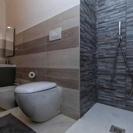 Charmy & Cozy Panoramic Flat 50m From M4 Stop Apartment Mailand