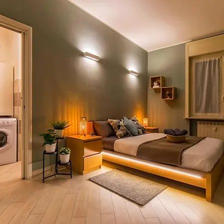 Charmy & Cozy Panoramic Flat 50m From M4 Stop