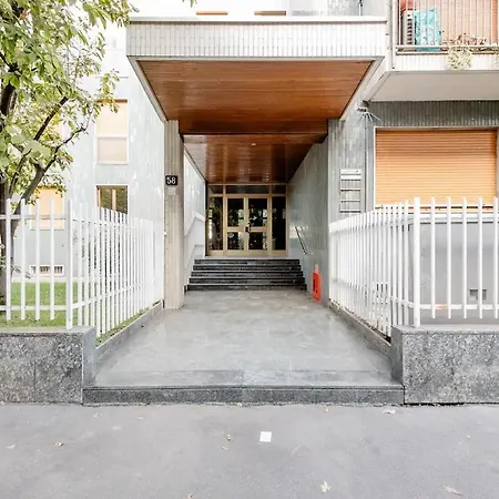 Luxury 2 Bedroom Apartament, Close To San Siro, Fiera And 10 Min Metro To Duomo