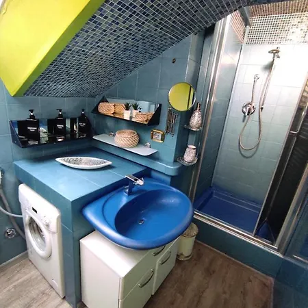 Stazione Centrale-loreto Vintage House With Terrace Wifi Sky-netlix דירה *
