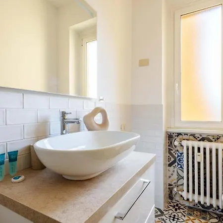 Cozy Near To Fashion District Apartment Milan