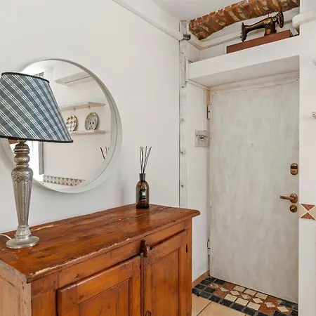 Porta Genova Navigli Classy Flat Apartman *